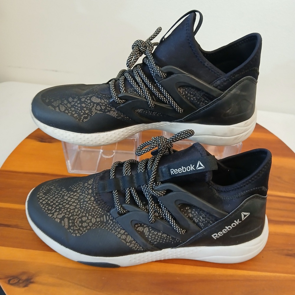 Reebok Hayasu Womens 9 Black Running Shoes Sneakers AQ9883